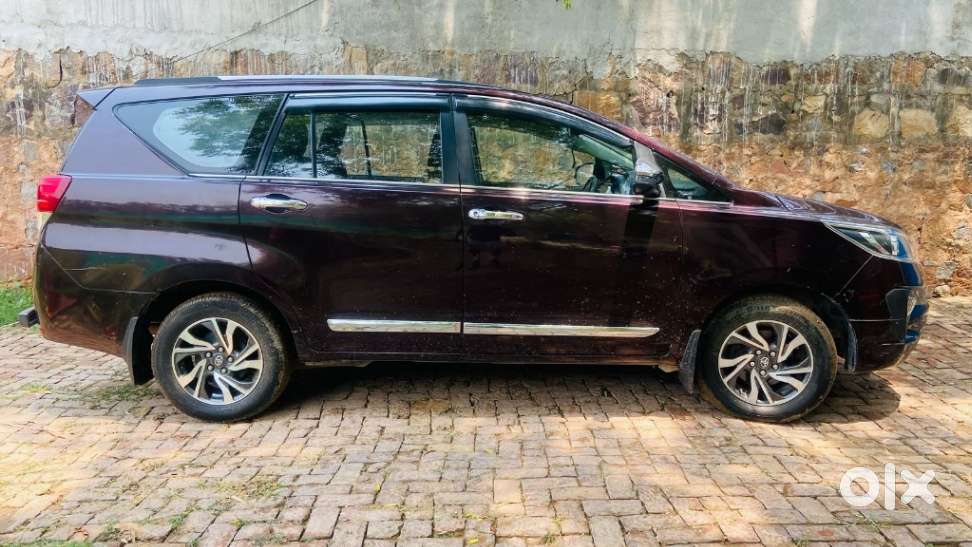 Toyota Innova Crysta 2.4 Gx Limited Edition At 7 Str, 2021, Diesel