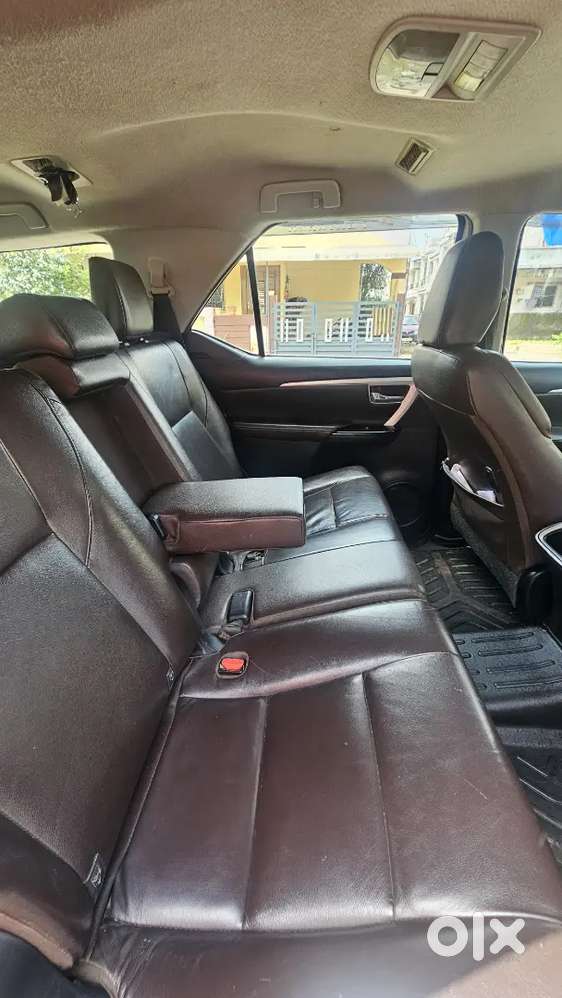 Toyota Fortuner 2017 Diesel 292000 Km Driven