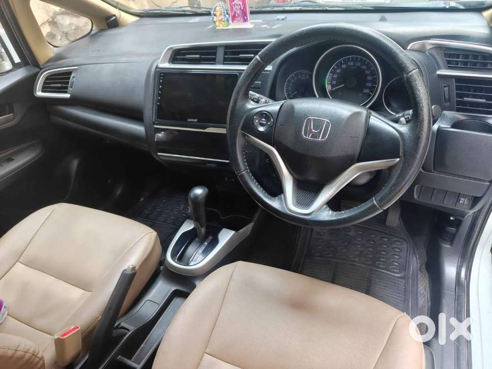 Honda Jazz V Cvt 2017 Petrol Car