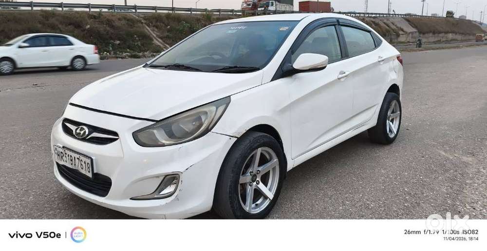 Hyundai Verna 1.6 Sx Vtvt, 2014, Petrol
