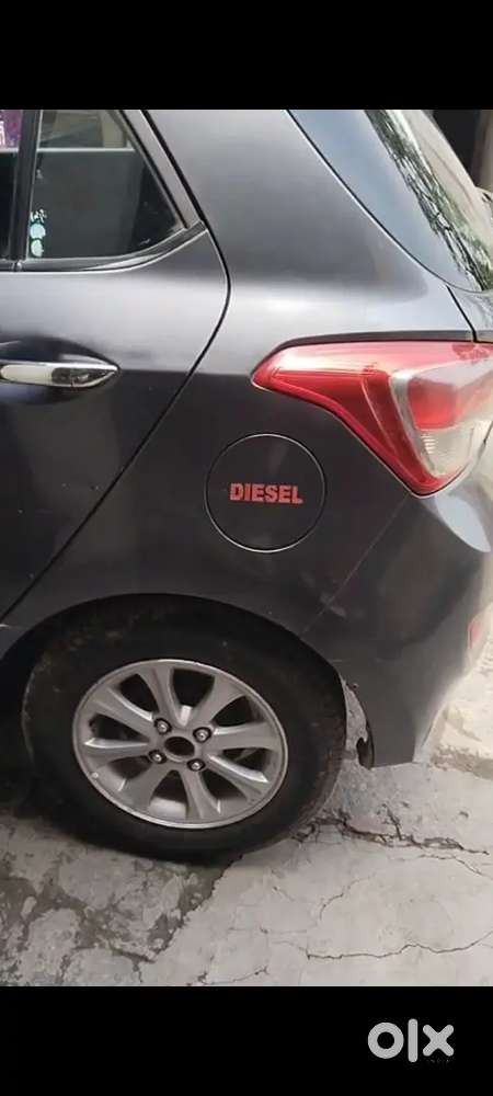 Car Bechna Hai