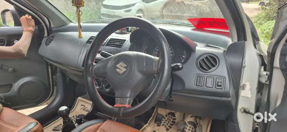 Maruti Suzuki Swift Lxi 2006