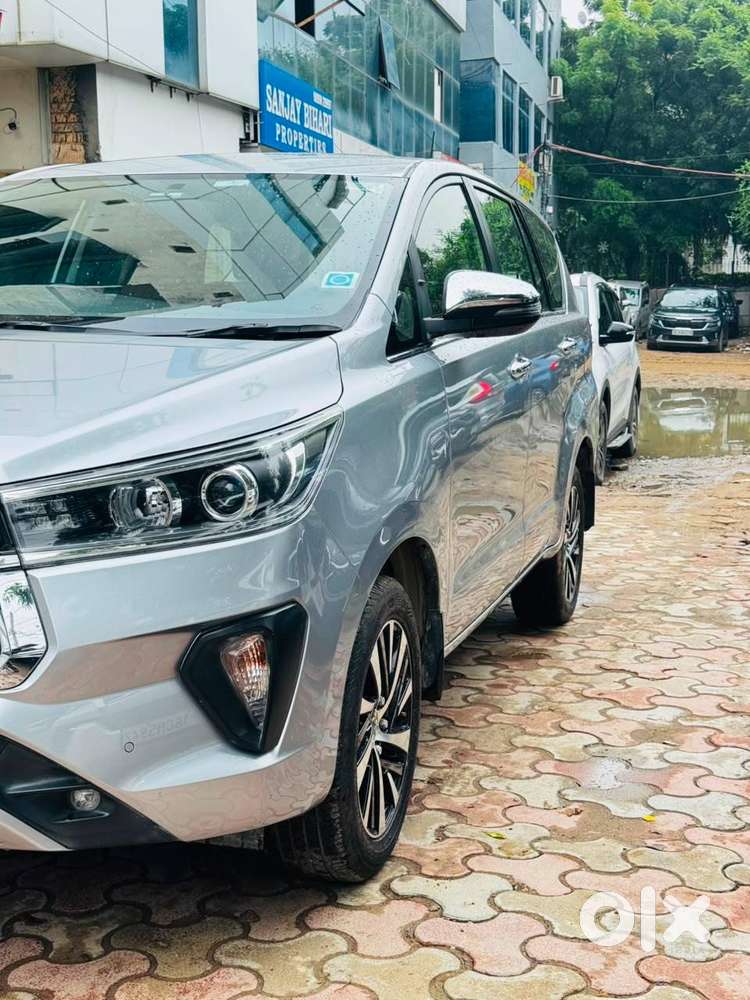 Toyota Innova Crysta 2021