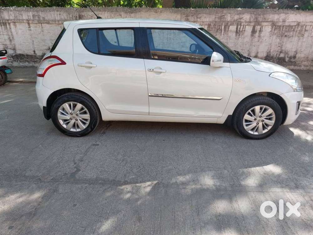 Maruti Suzuki Swift Zdi Plus, 2015, Diesel