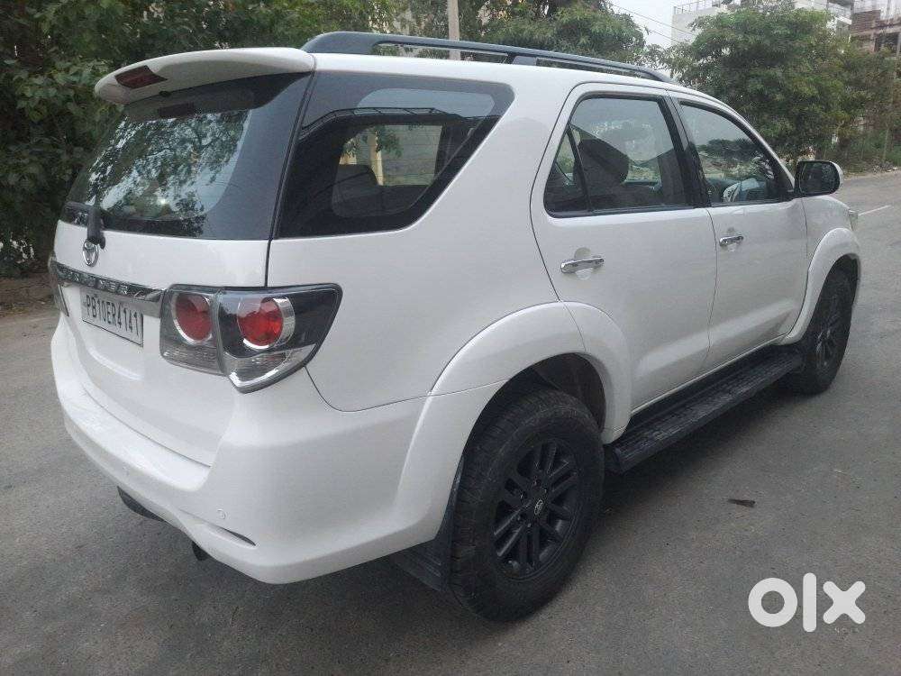 Toyota Fortuner 3.0 4x2 Automatic, 2015, Diesel