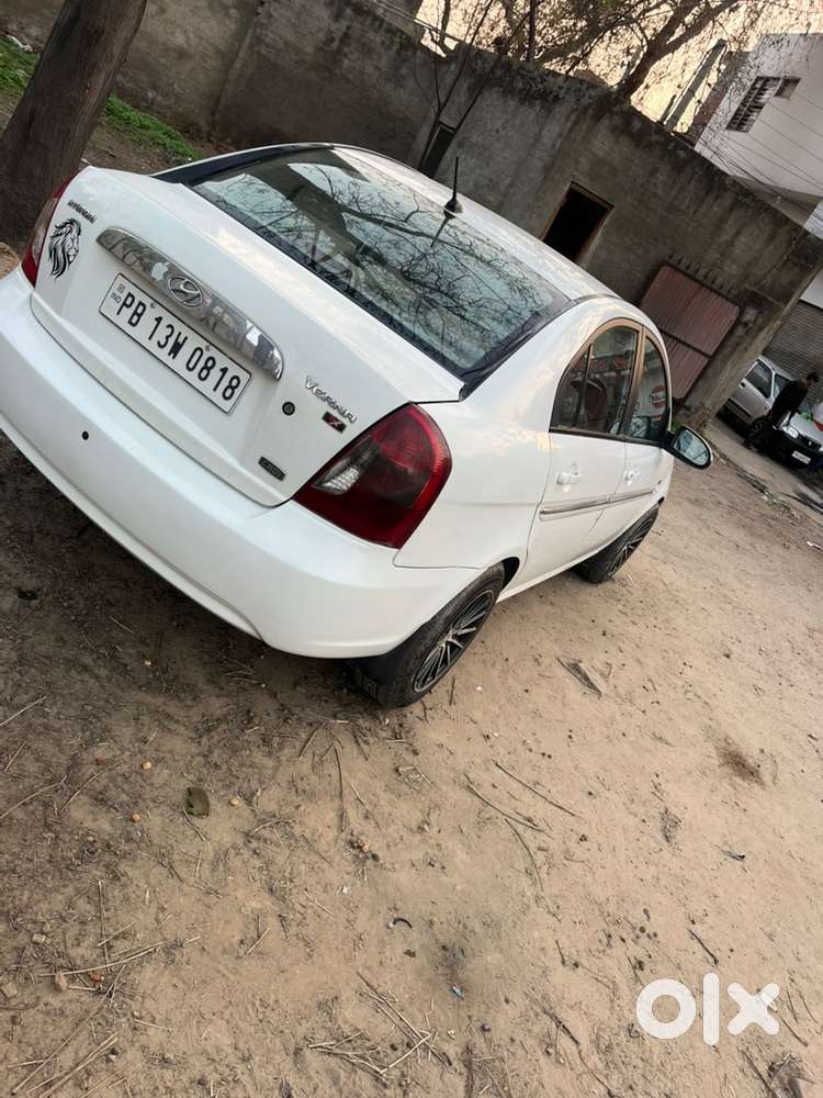 Hyundai Verna 2010 Diesel Well Maintained