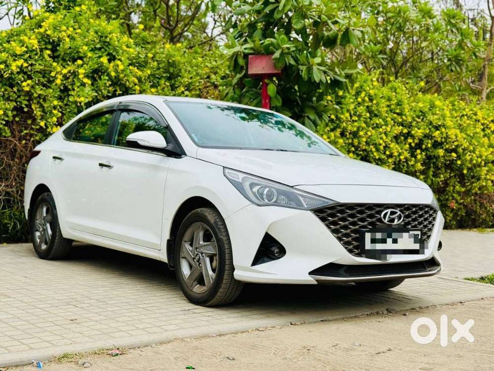 Hyundai Verna 1.5 Sx Petrol Mt, 2022, Petrol