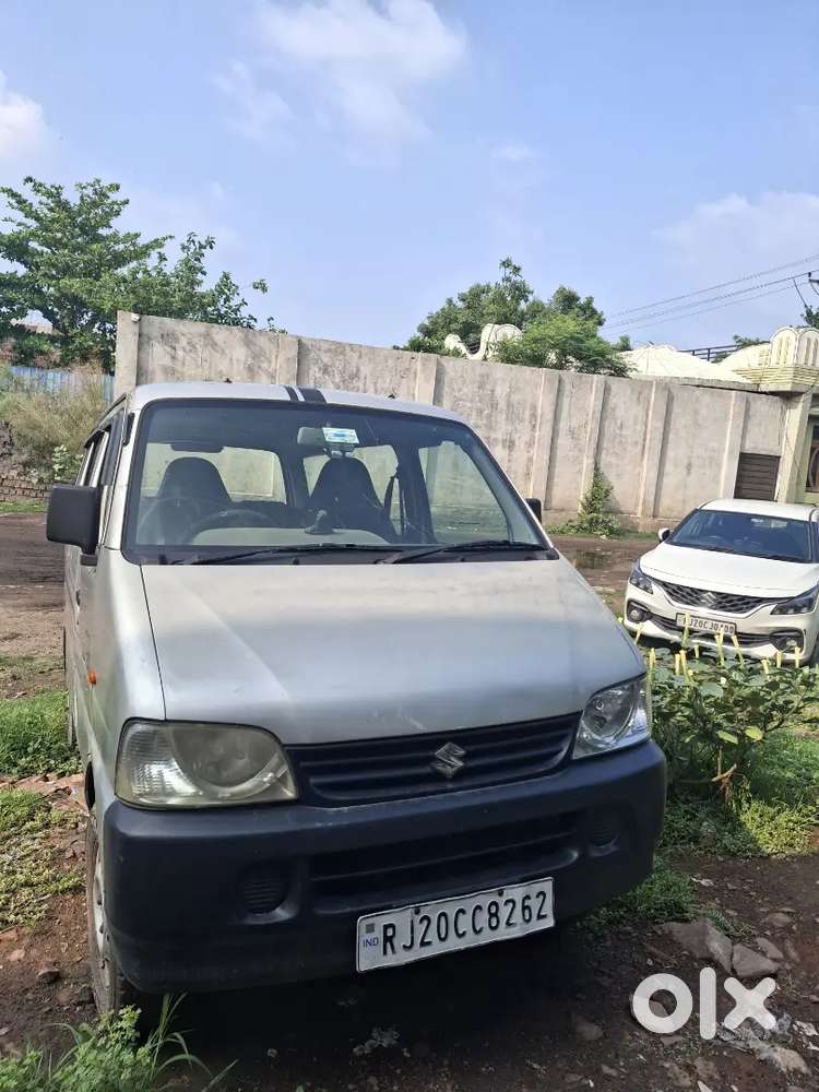 Maruti Suzuki Eeco Smiles 16km 2013