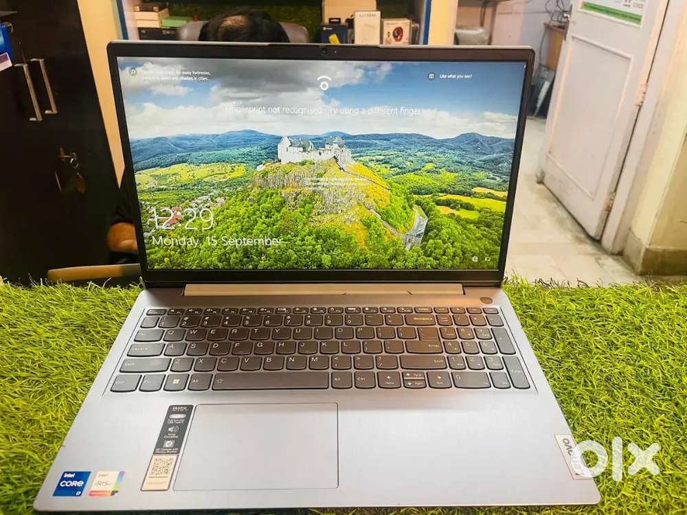 LENOVO IDEAPAD SLIM 8GB RAM 512GB SSD CORE I7 12TH GEN 15INCH