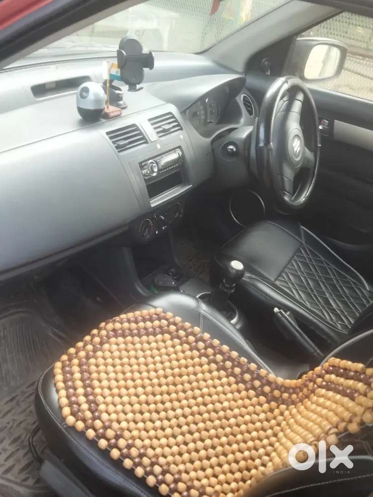 Maruti Suzuki Swift 2010 Diesel 100000 Km Driven