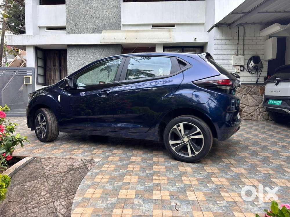 Altroz  Dct  Low Km