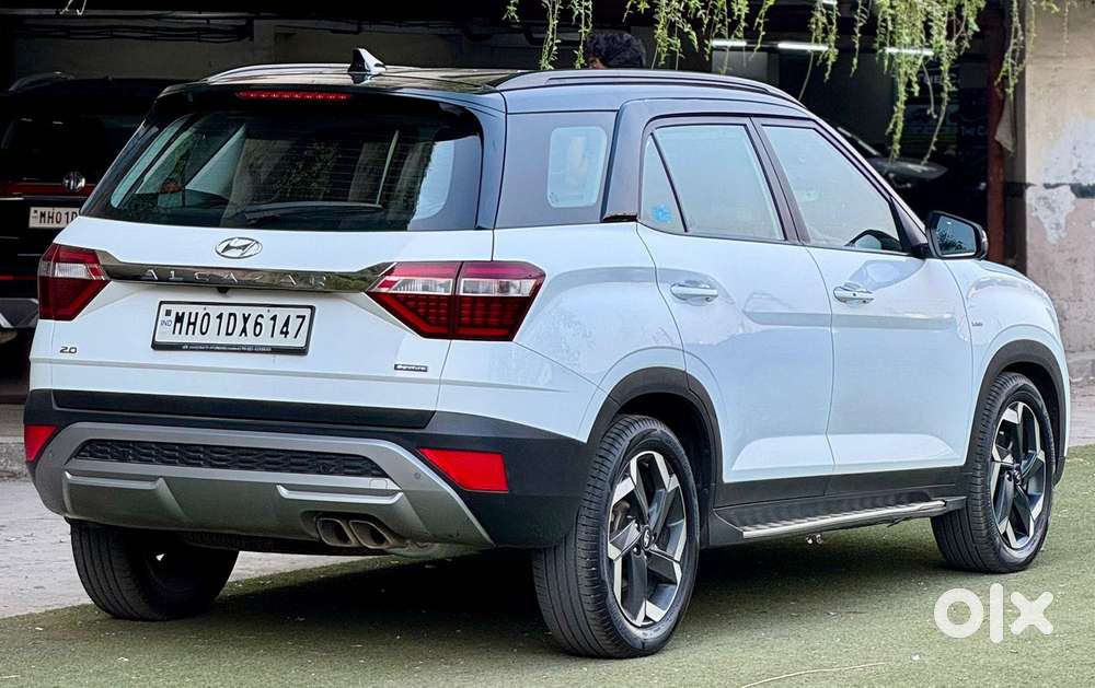 Hyundai Alcazar 2.0 Signature (o) Petrol At 6 Str Dual Tone, 2022, P..