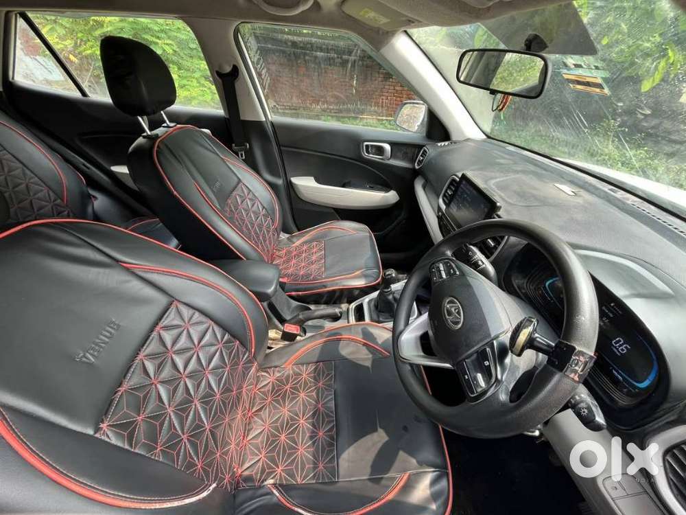 Hyundai Venue, 2022, Petrol