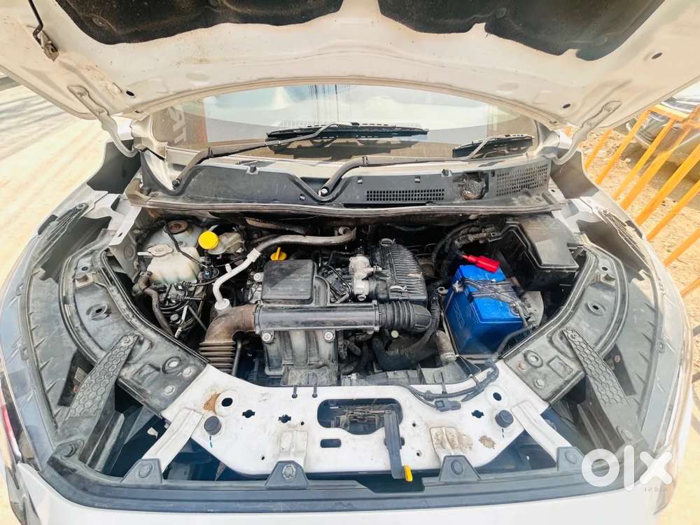 Nissan Magnite 1.0 Xv, 2021, Petrol