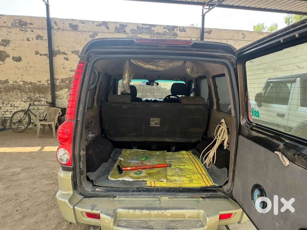 Mahindra Scorpio Classic 2010 Diesel Car