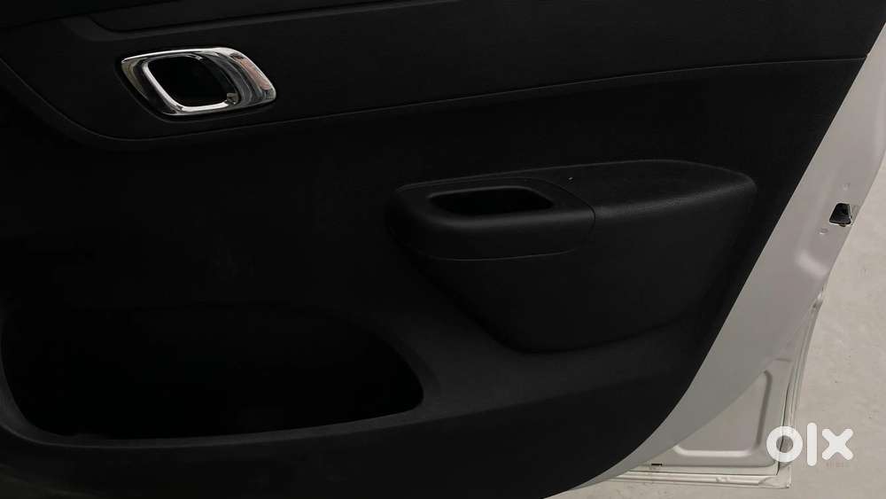 Renault Kwid 2019-ongoing 1.0 Rxt (o), 2019, Petrol