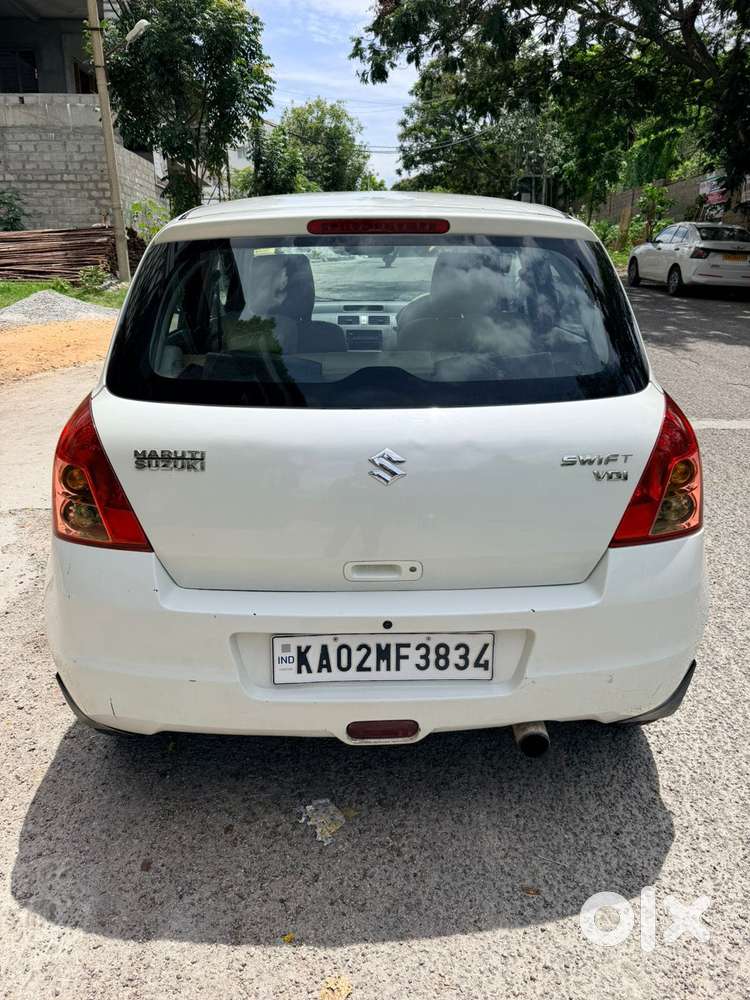Maruti Suzuki Swift Vdi Bsiii, 2011, Diesel
