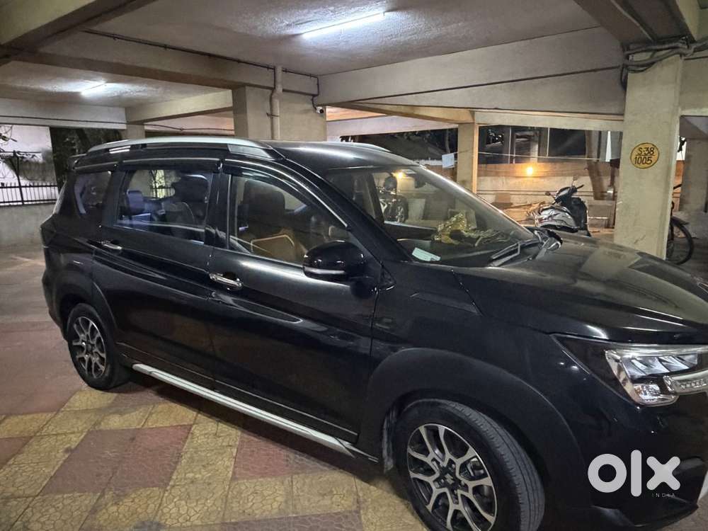 Xl6 In Black In Brand New Condition