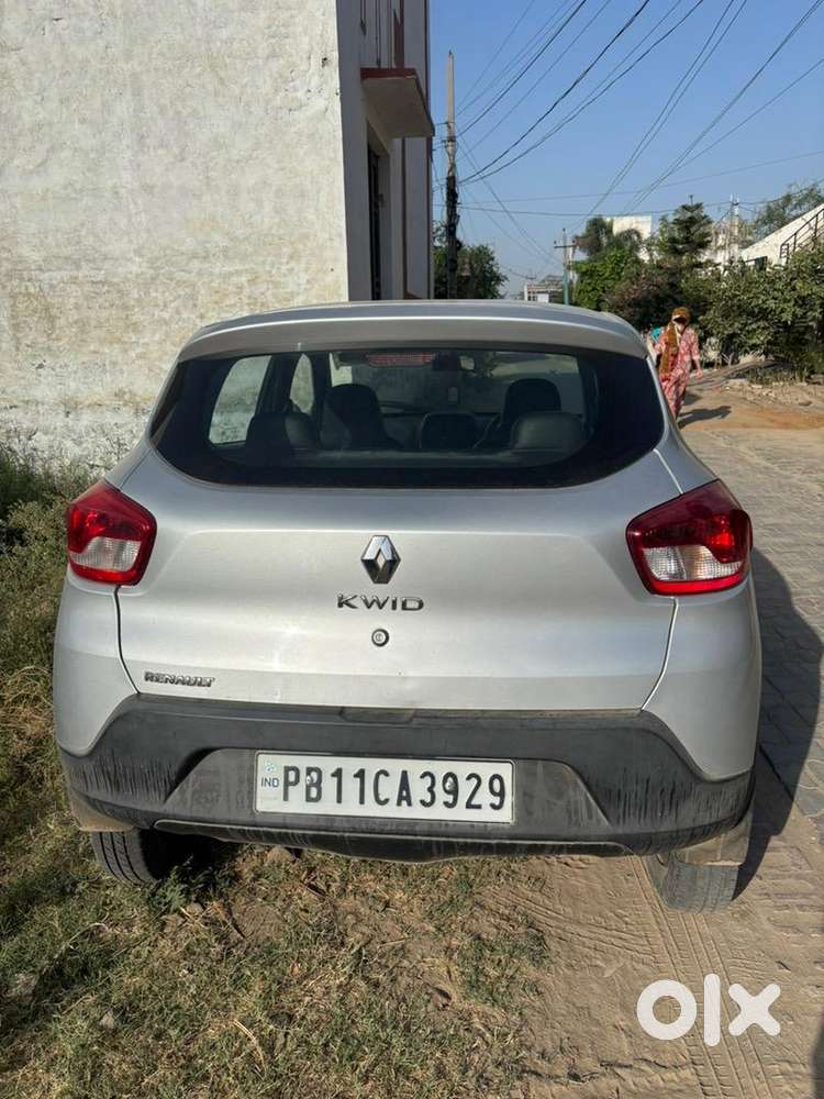 Renault Petrol Car 2016