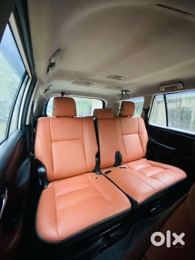 Toyota Innova Crysta 2.4 G Mt 8s, 2017, Diesel