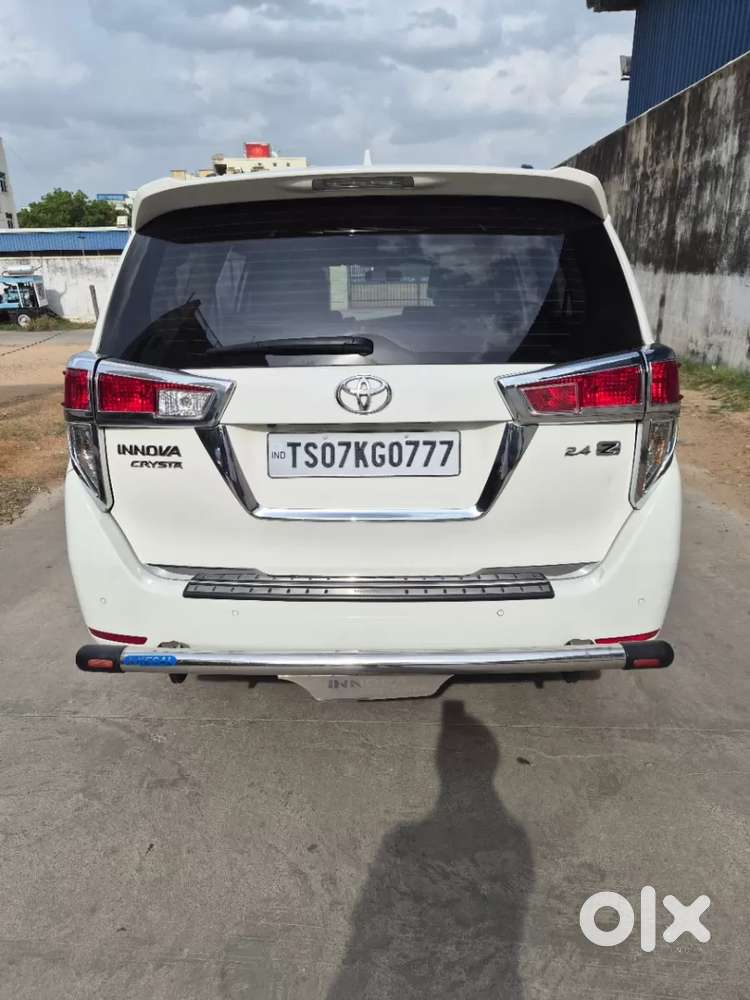 Toyota Innova Crysta [2020-ongoing] 2.4 Zx 7 Str, 2023, Diesel