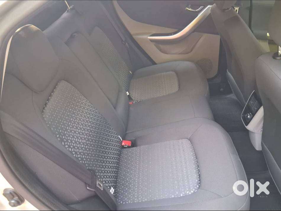 Most Spacious Tata Nexon Amt 2018