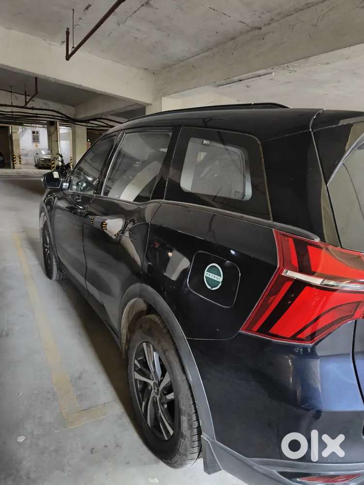 Mahindra Xuv700 Petrol 2025