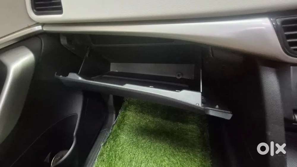 Mahindra Xuv700 Ax 3 2023