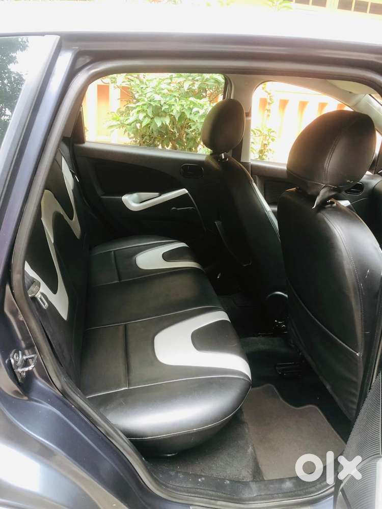 Ford Figo 2010-2012 Diesel Zxi, 2012, Diesel