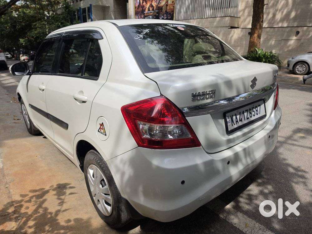 Maruti Suzuki Dzire 1.2 VXI, 2015, Petrol