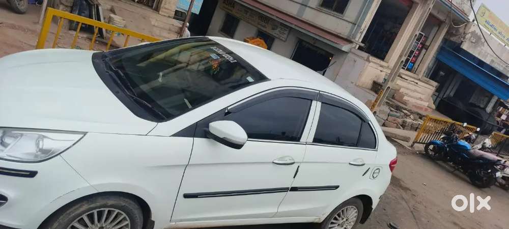 Tata Zest 2015