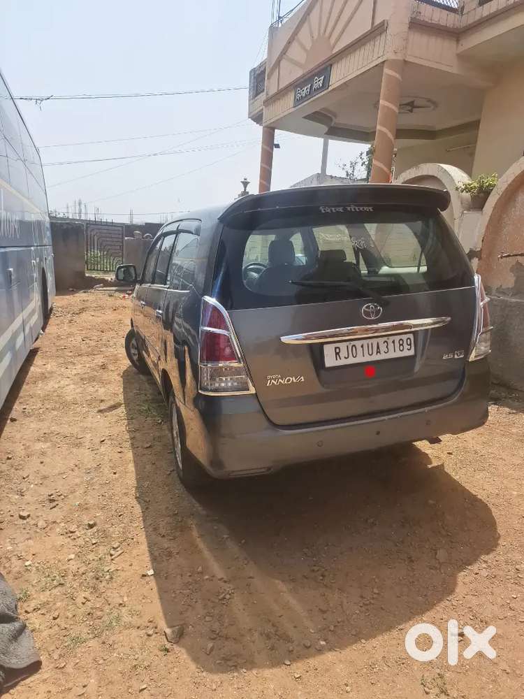 Toyota Innova 2010 Diesel 275000 Km Driven