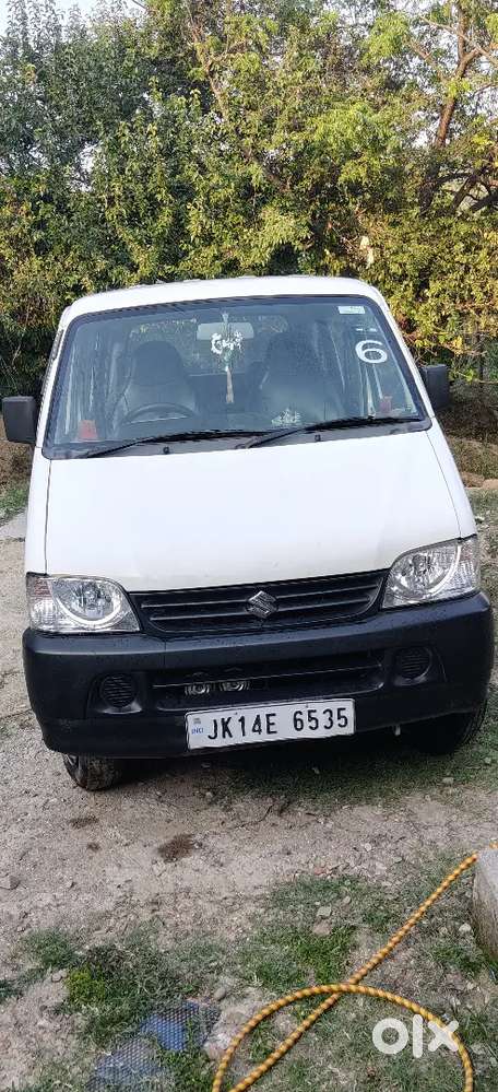 Maruti Suzuki Eeco 2017 Petrol 127000 Km Driven