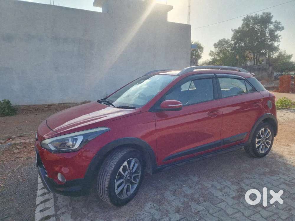 Hyundai I20 Active Top Model 2015 Petrol Well Maintained