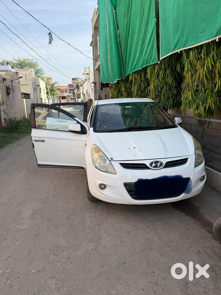 Hyundai I20 2010 Petrol 65000 Km Driven