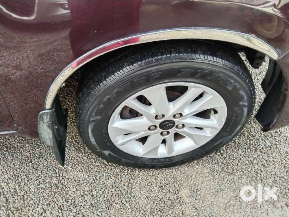 Toyota Innova Crysta 2.4 G Mt 8s, 2016, Diesel