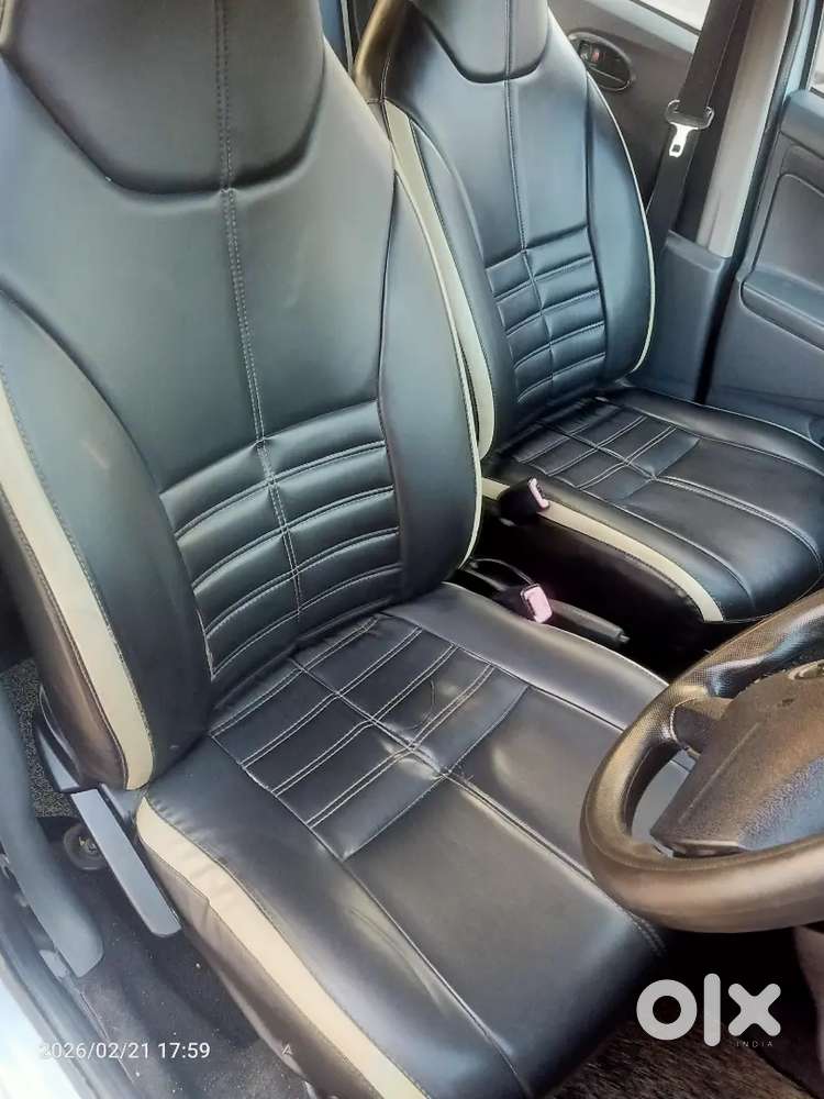 Toyota Etios Liva 2012