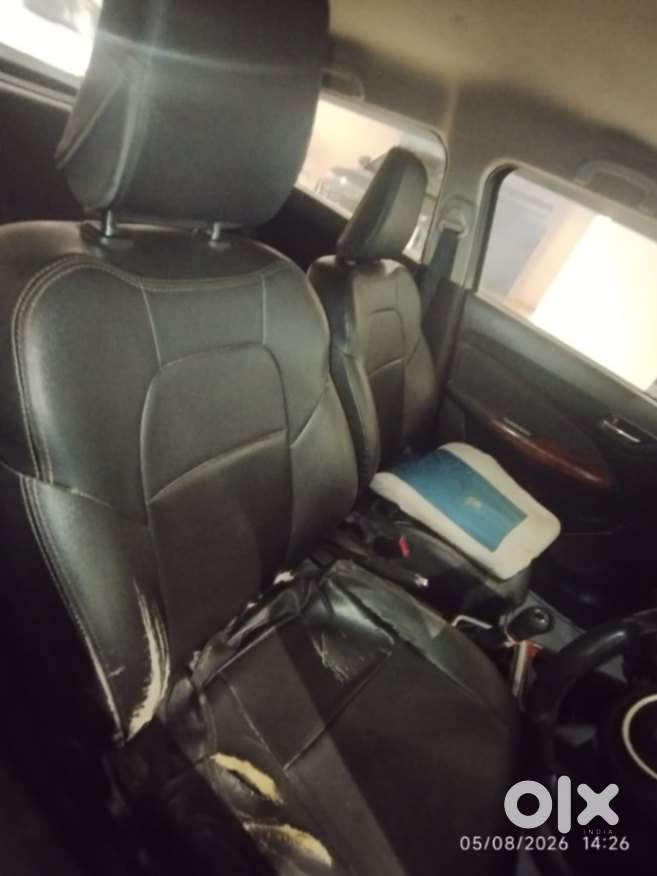 Maruti Suzuki Swift Vxi 1.2 Abs Bs-iv, 2019, Petrol