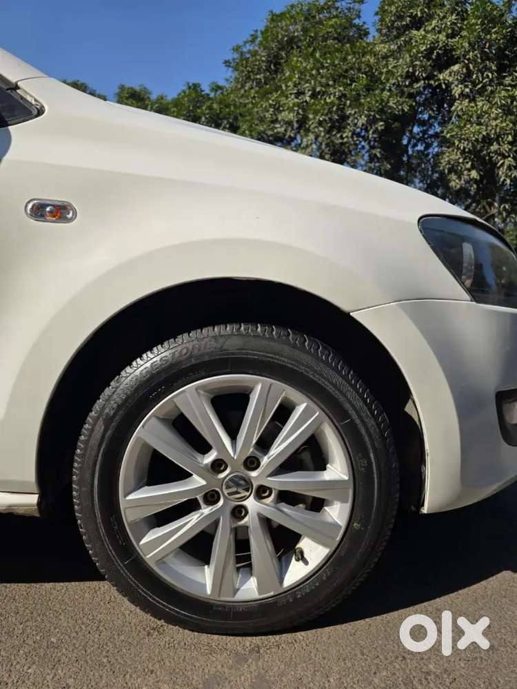 White Gloosy Coloured Polo