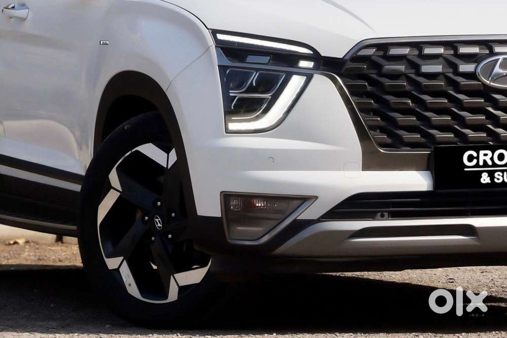 Hyundai Alcazar 2.0 Signature (o) Petrol At 7 Str, 2023, Petrol