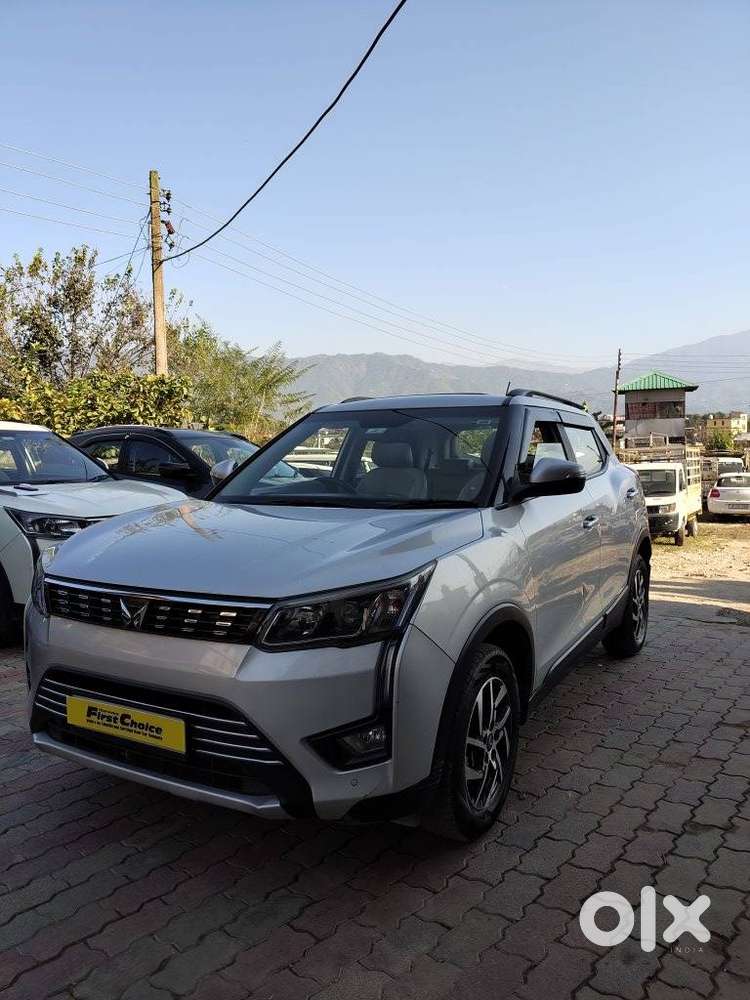 Mahindra Xuv300 W8 Option, 2023, Petrol