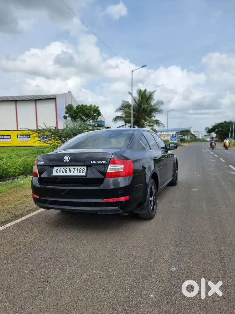 Skoda Octavia 2014 Diesel 121000 Km Driven