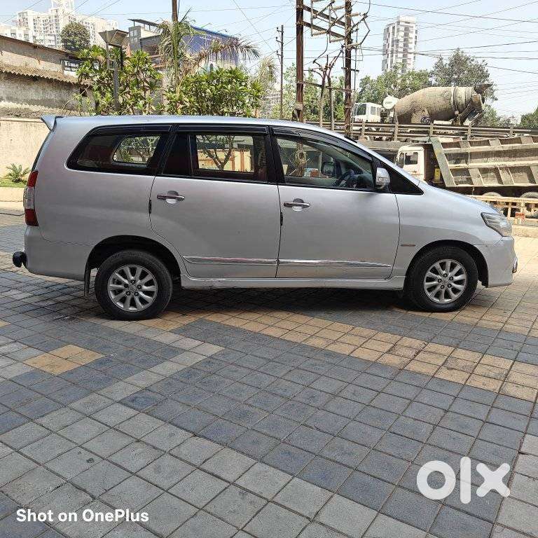 Toyota Innova 2.5 Ev (diesel) Ps 8 Seater Bs Iv, 2013, Diesel