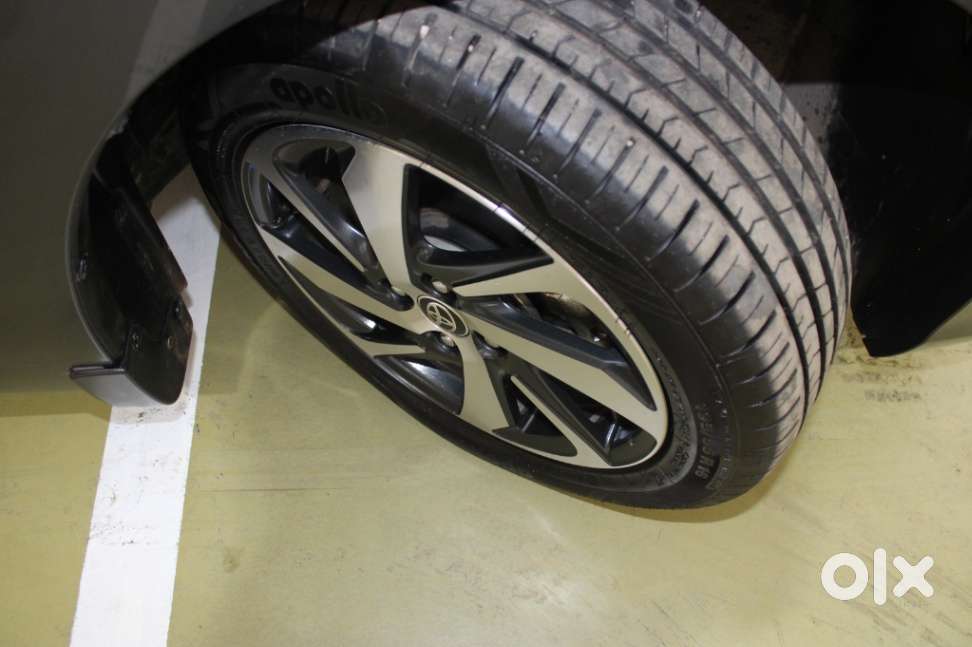 Toyota Glanza 1.2 V, 2024, Petrol