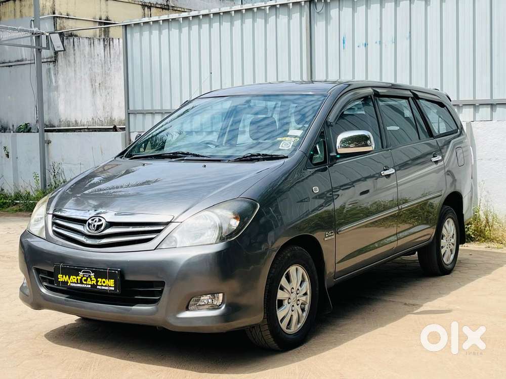 Toyota Innova 2.5 V 7 Str, 2011, Diesel