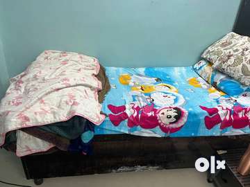 Single box deals bed price olx