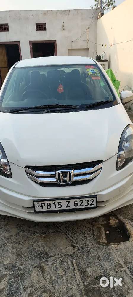 Honda Amaze 2013 Diesel Well Maintained