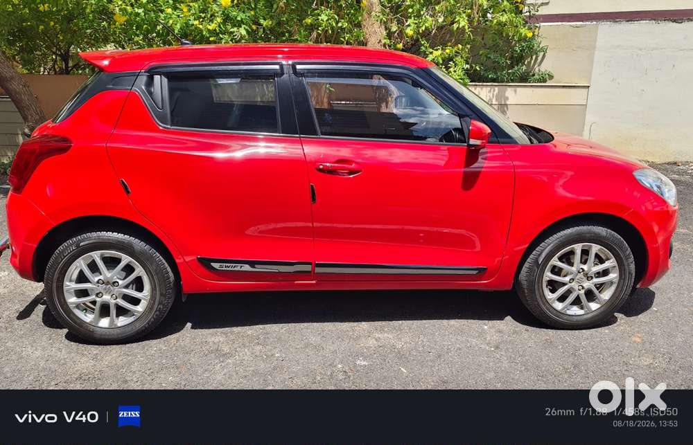 Maruti Suzuki Swift 1.3 Zxi, 2023, Petrol