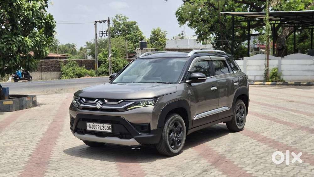 Maruti Suzuki Brezza 1.5 Zxi Smart Hybrid Dual Tone, 2023, Petrol