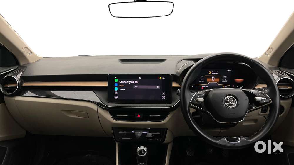 Skoda Slavia Style 1.0l Tsi Mt, 2022, Petrol